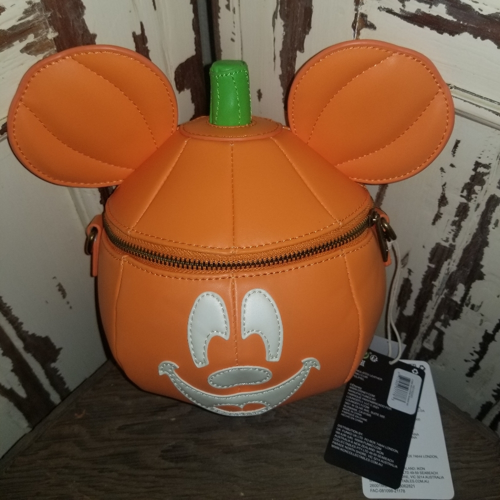 NWT Loungefly Disney Mickey Mouse Jack-o-lantern Pumpkin Crossbody Purse
